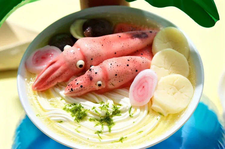 全新節慶限定甜品「慈母手中麵．海味小卷麵」。神旺普諾麵包坊提供