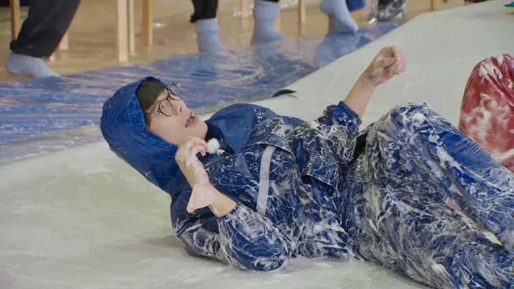 崔丹尼爾遊戲中不時用身體搞笑，有如翻版的李光洙。中天綜合台提供