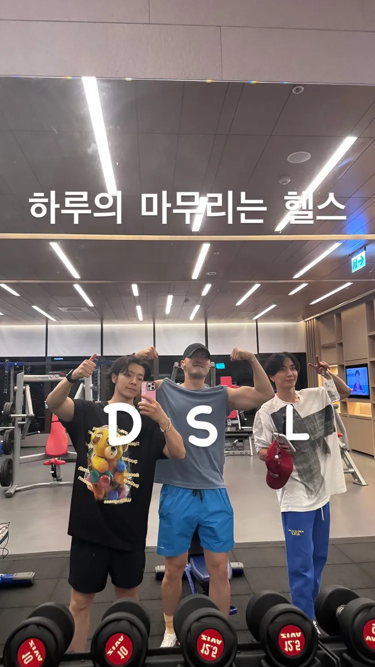 東海（左起）、始源、利特昨天抵台後一起健身。翻攝東海IG