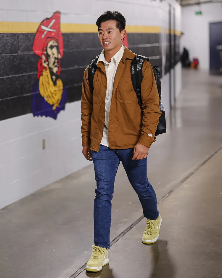 鄭宗哲向大聯盟海盜報到。  翻攝Pittsburgh Pirates  X