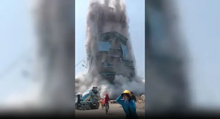 曼谷高樓倒塌　翻攝網路