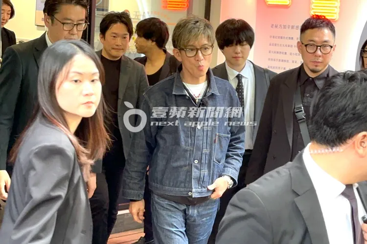 木村拓哉睽違7年訪台，第1天品嘗「東方樓」頂級粵菜料理，第2天連踩台北5大景點打卡。特勤中心攝