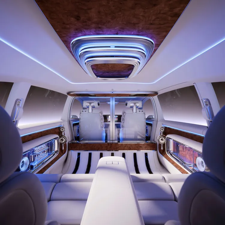 座艙內使用奈米技術設計的智能玻璃屏，可隔開前後座空間。原廠照片