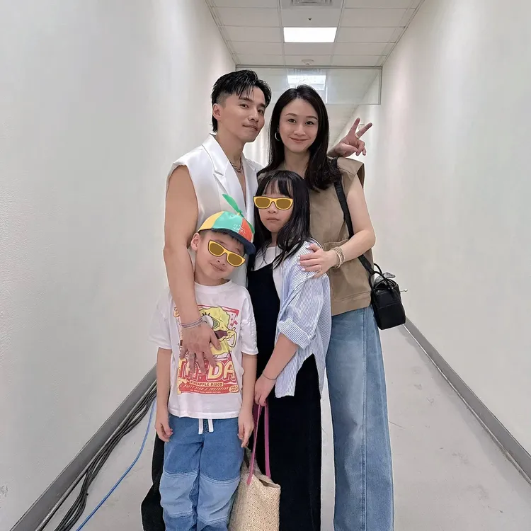 阿緯此次演出，圈粉老婆及家人們。翻攝阿緯臉書