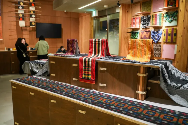 菲律賓傳統工藝品。田欣雲攝影