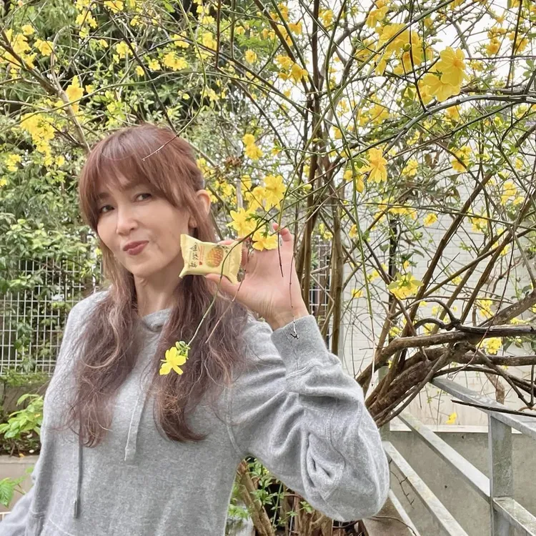 工藤靜香跟老公木村拓哉一樣喜歡鳳梨酥。翻攝工藤靜香IG