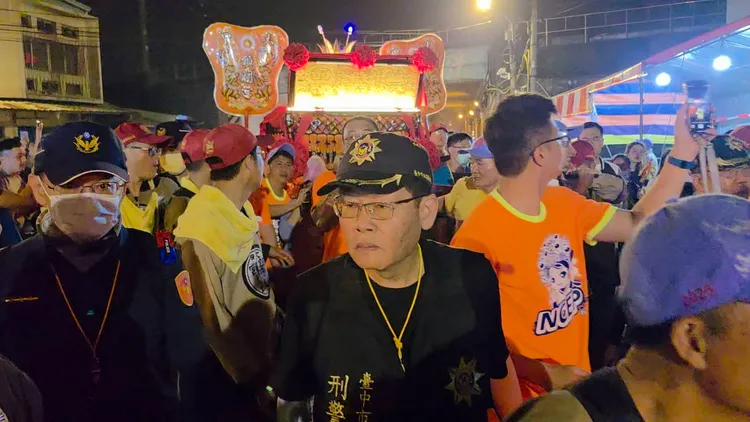 烏日警分局長劉雲鵬率隊接駕。民眾提供。