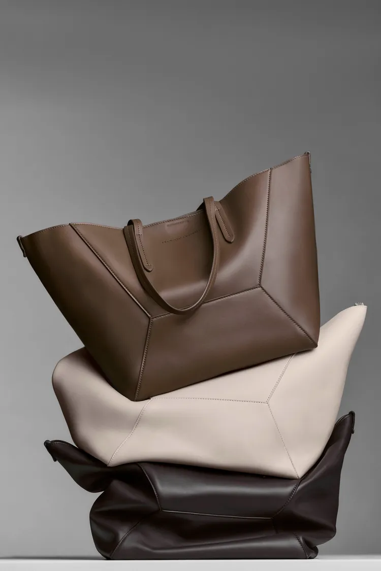 Duo托特包擁有多款百搭色選。品牌提供