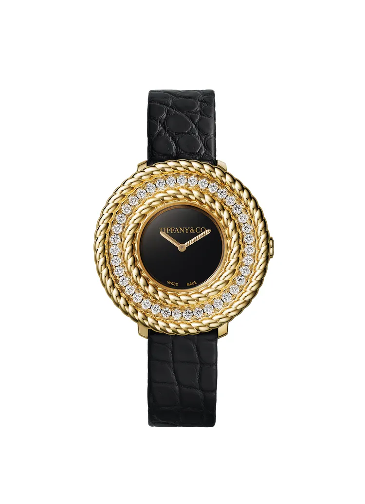 Tiffany & Co. Rope腕錶，27/33mm，18K黃金錶殼，亮面黑色錶盤，黑色鱷魚皮錶帶，鑲嵌38顆（重約0.52克拉）/39顆（重約0.9克拉）鑽石，高精準瑞士太陽能機芯，動力儲存8個月，53萬5000元/73萬5000元。品牌提供 