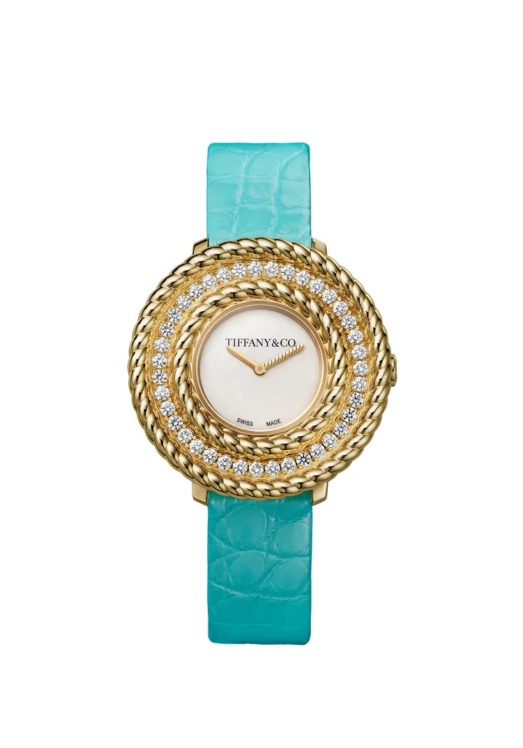 Tiffany & Co. Rope腕錶，27/33mm，18K黃金錶殼，珍珠母貝錶盤，Tiffany Blue鱷魚皮錶帶，鑲嵌38顆（重約0.52克拉）/39顆（重約0.9克拉）鑽石，高精準瑞士太陽能機芯，動力儲存8個月，53萬5000元/73萬5000元。品牌提供 