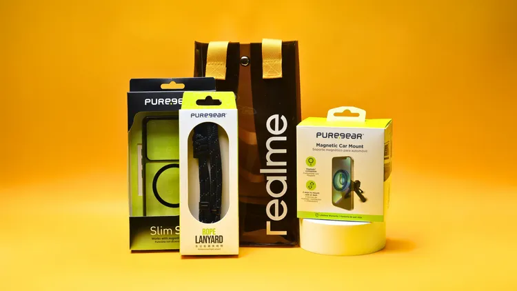 realme潮派升級包含防摔磁吸保護殼、超強磁吸兩用車架、編織掛繩背帶（不挑色）、以及realme防水環保提袋。realme提供