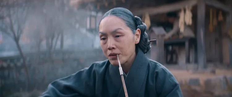 《黑暗榮耀》已故女星朴志雅客串鬼哭者夫人，成為她的電視劇遺作之一。翻攝Netflix