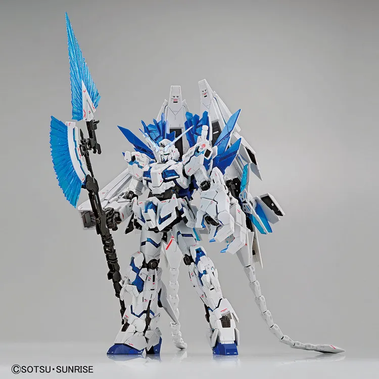 《THE GUNDAM BASE》限定商品：「RG 1144 完美型獨角獸鋼彈 TGB限定」。業者提供