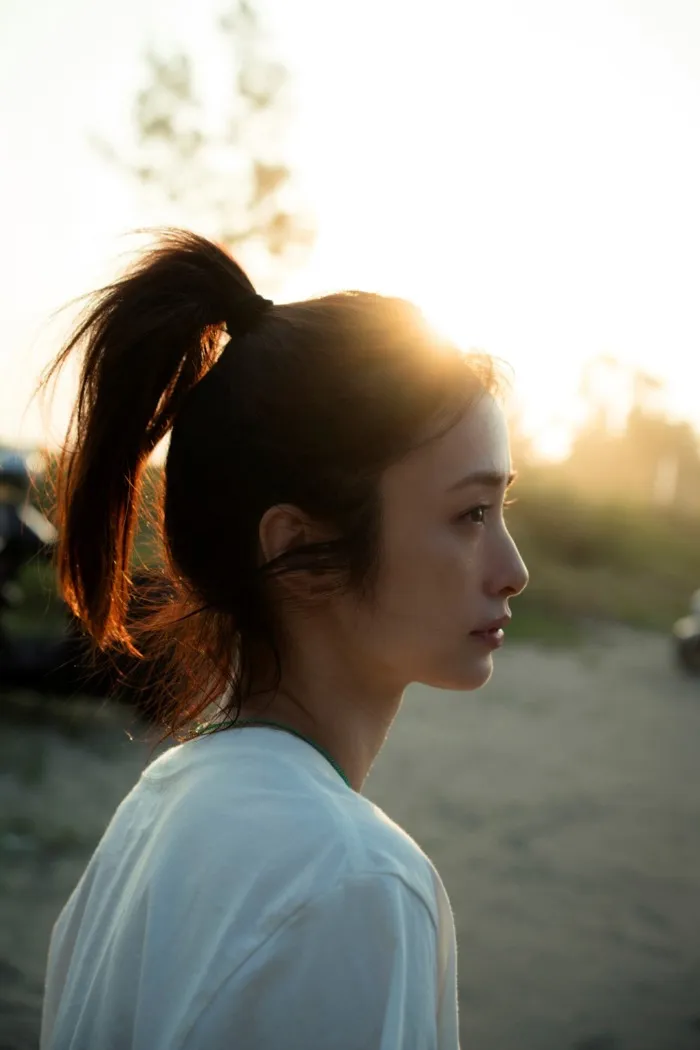 上戶彩綁馬尾看不出快要40歲。翻攝TOKYO HEADLINE