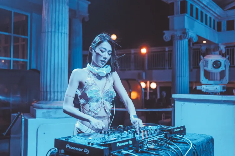 DJBubble帶來精彩演出。東南美娛樂提供