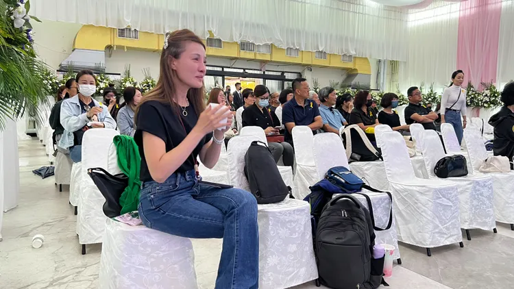 江泳錡不捨楊煥離去，多次落淚。鮮明攝