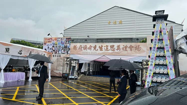 江泳錡為楊煥訂了全台中最大的禮廳。鮮明攝