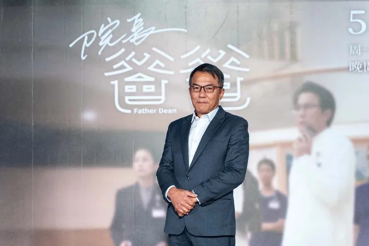 戴立忍出席記者難得接受媒體訪問。日日寫真賴永祥攝