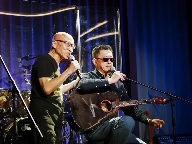 優客李林李驥（右）發文為好友韓賢光集氣。圖／摘自臉書