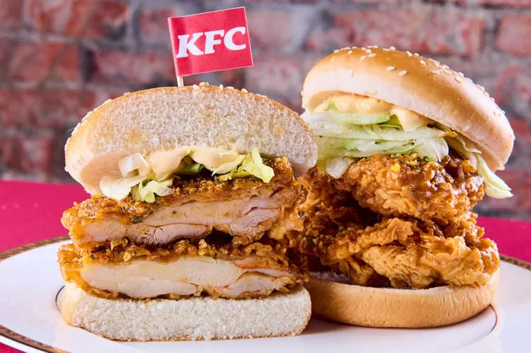 「雙層青花椒咔啦雞腿堡」即日起至6月23日期間限定回歸。肯德基提供