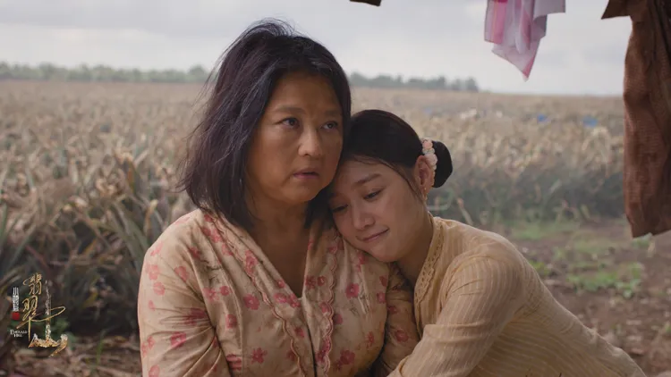  劉怡伶（右）和陳莉萍之間的親情感動不少觀眾。TVBS提供