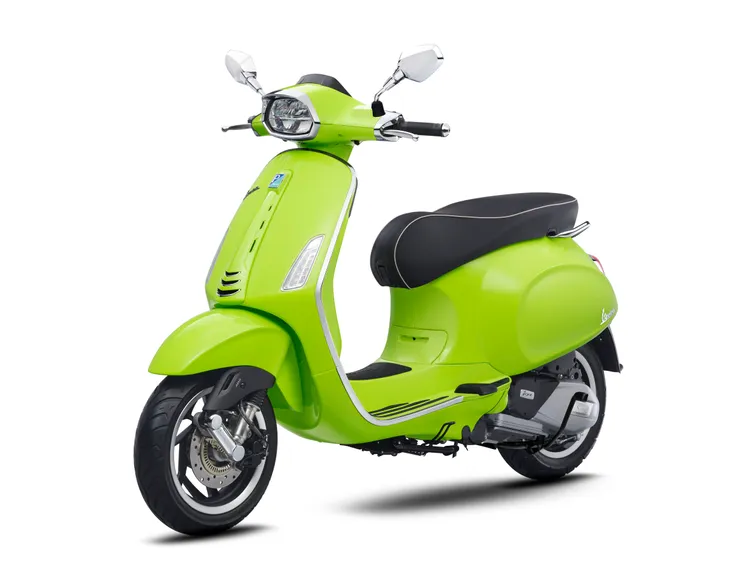 25年式 Vespa Sprint 150  主打新色「奇異果綠」