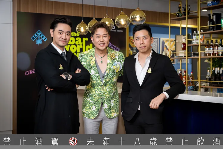 為了讓消費者能夠更清楚地識別這些永續調酒師，完成課程的調酒師將獲得「未來酒吧世界」專屬的認證徽章。業者提供