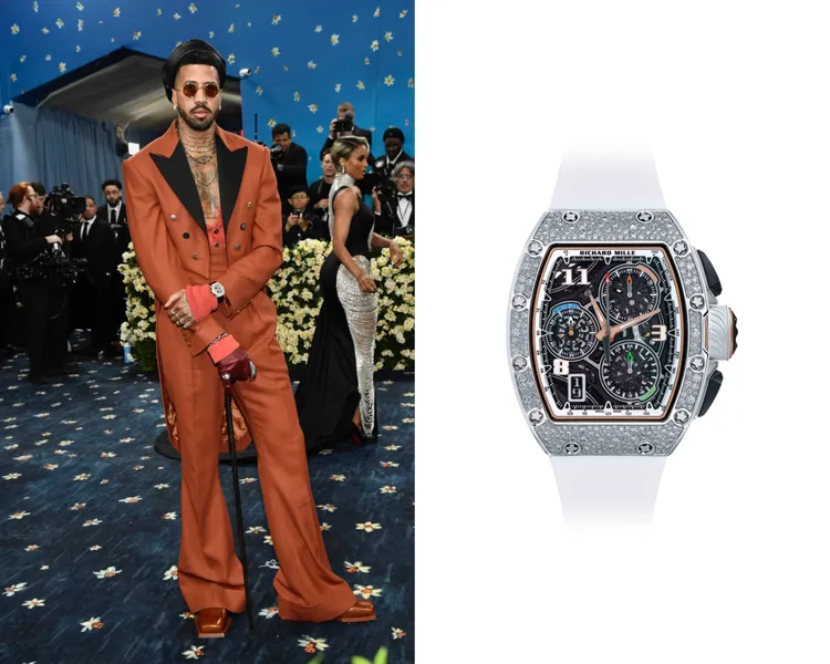 美國擊劍好手Miles Chamley-Watson戴上RICHARD MILLE RM 72-01 Lifestyle自製機芯計時碼錶的白金雪花鑲鑽款。美聯社、品牌提供