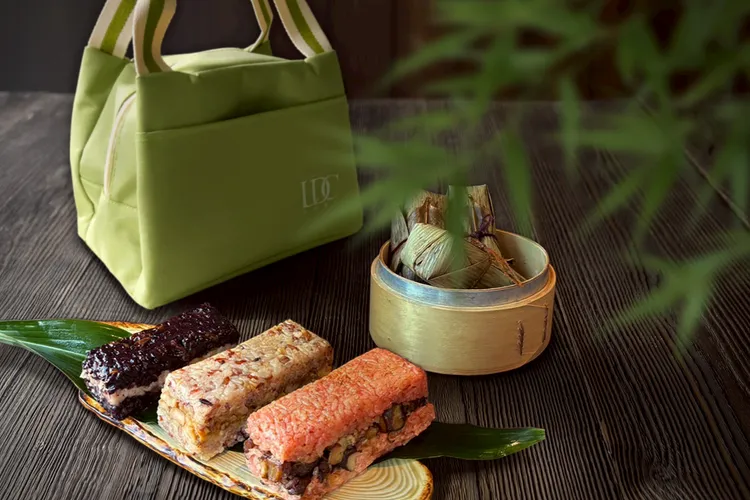 翰品酒店高雄的端午美粽禮袋，口味有紅麴風味赤肉粽、十穀三杯雞菇粽及紫米芋香甜粽。雲朗觀光提供