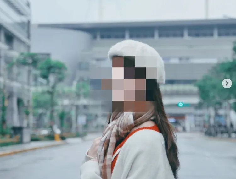 這名偽娘在網路小有名氣，曾跟YTR合作拍片，不說根本看不出是男兒身。翻攝照片