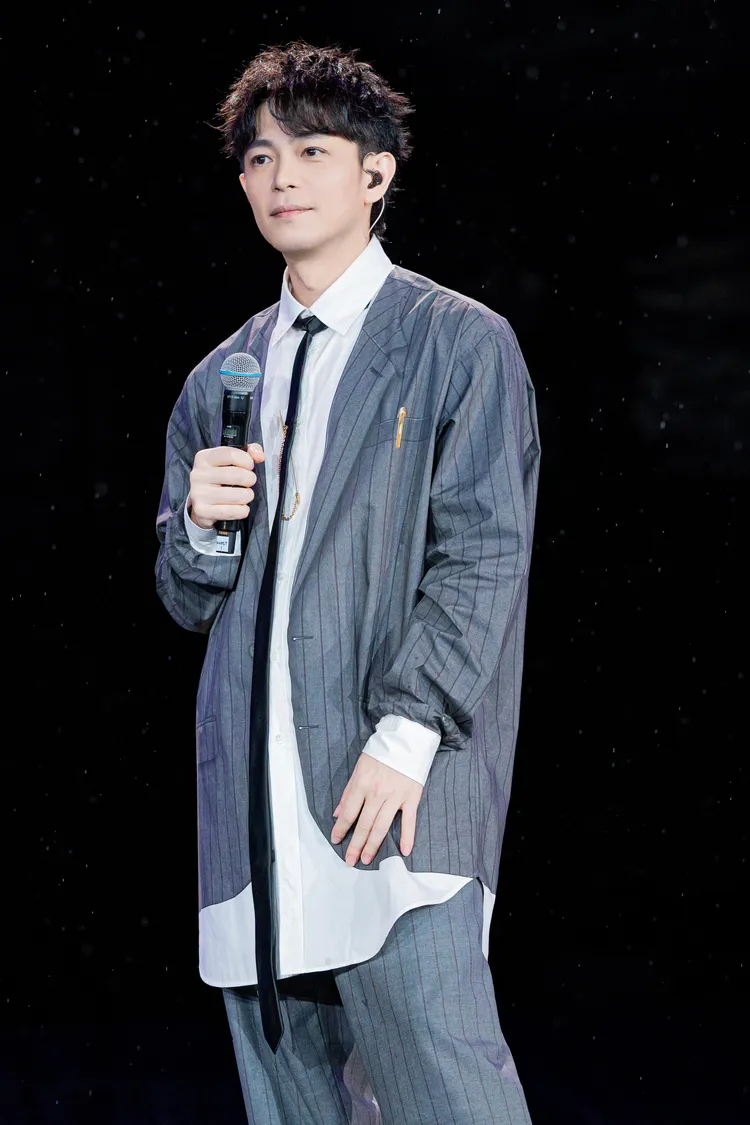 林宇中近期推出全新單曲《哭了又笑》回歸樂壇。JFJ Productions & Unusual Entertainment 提供