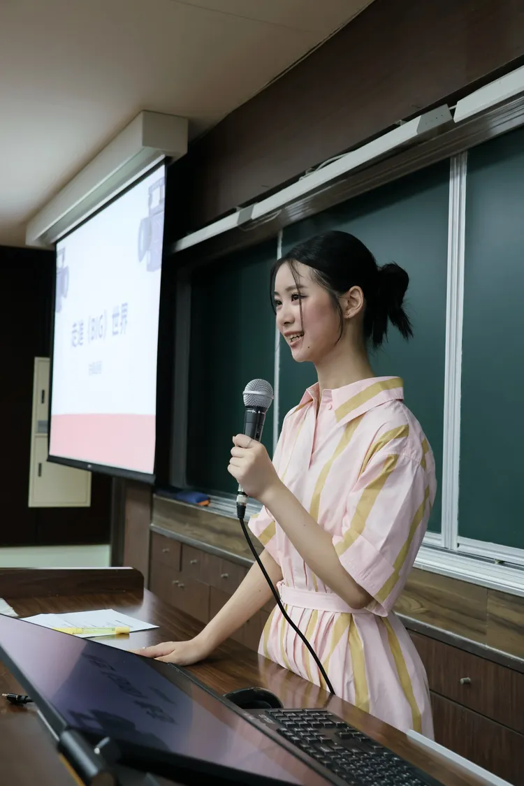 于卉喬首次演講直呼超緊張。光意娛樂提供