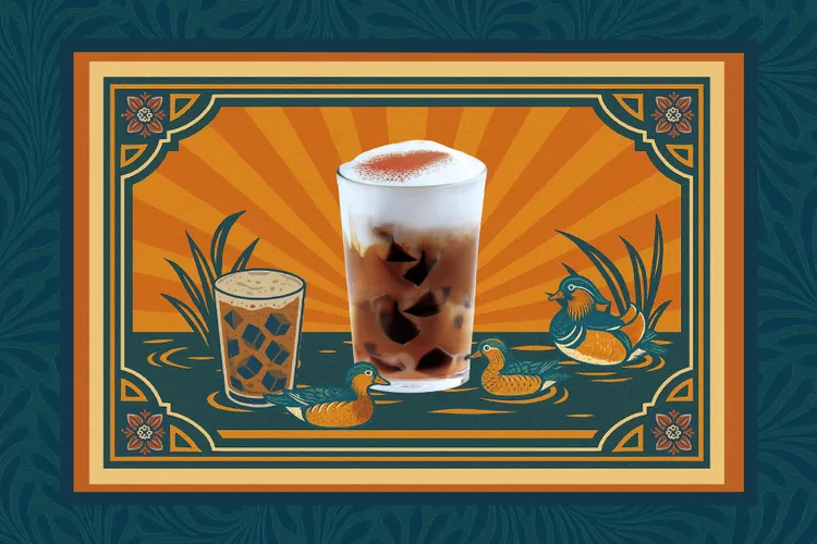「鴛鴦黑糖凍」以經典港式鴛鴦咖啡為基底，搭配手工熬製的黑糖凍。路易莎提供