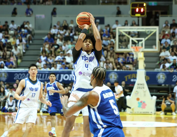 賀博今年將返台打瓊斯盃，如今再拋出願意打亞洲盃。    籃協提供 