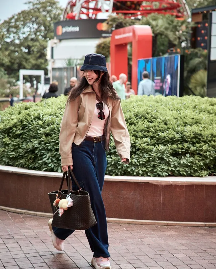 舒淇發文報平安表示自己在飛機上睡暈了。翻攝IG