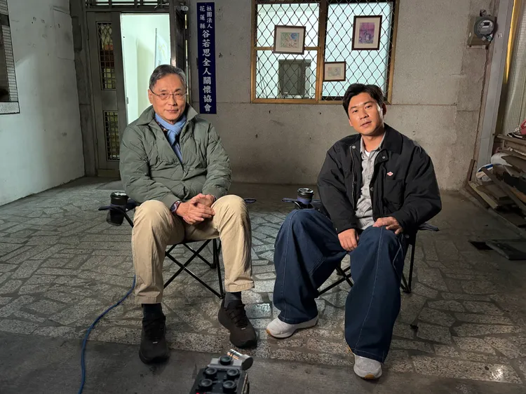 陳在惠牧師獲社會服務獎殊榮（左），黃迪揚首次擔任紀錄片節目引言。公視提供