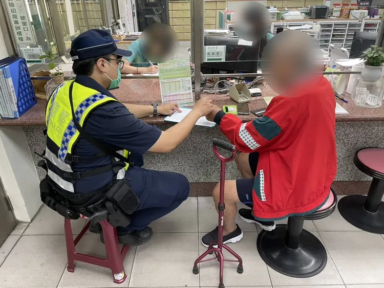 鄭男接到假兒子請託匯款，幸好行員機警通報警方協助阻詐。翻攝畫面