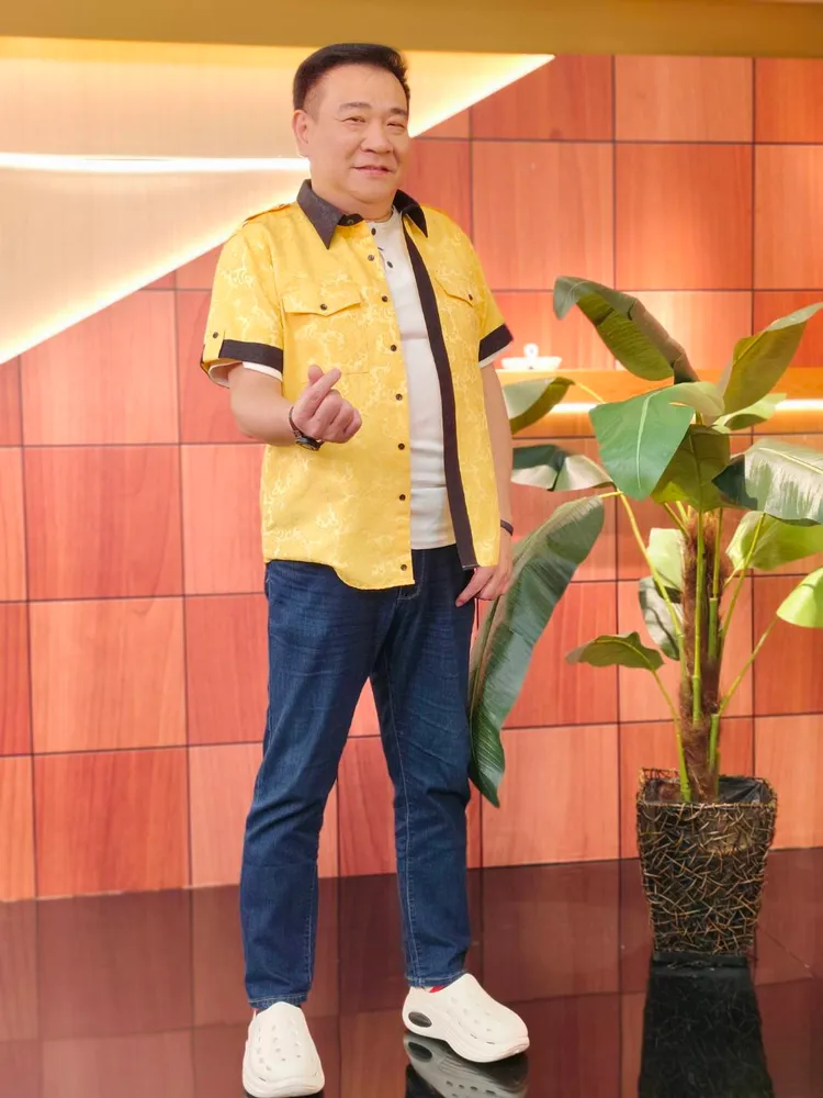 白雲才剛動完腰椎手術1個月，就上節目分享手術過程。年代提供