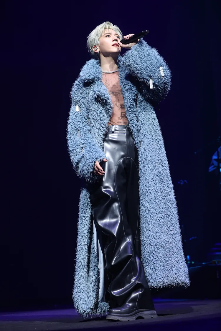 畢書盡演唱會翻唱五首華語經典男歌手作品，獲得滿堂彩。索尼音樂提供