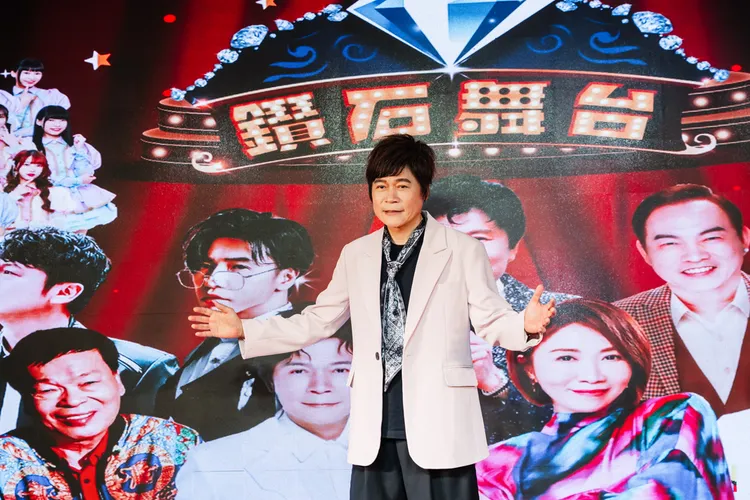 洪榮宏意外助翁立友脫貧。萬星傳播提供