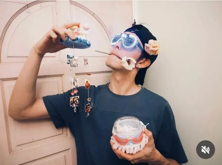 曹佑寧曬出女友王淨送的禮物。翻攝曹佑寧IG