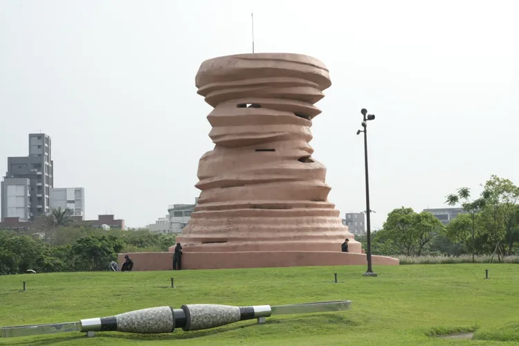 5月30日將於鶯歌新北市美術館戶外園區登場的2025世壯運閉幕典禮，民眾觀賞專區設於鄰近「三鶯之心」的區域。文化局提供