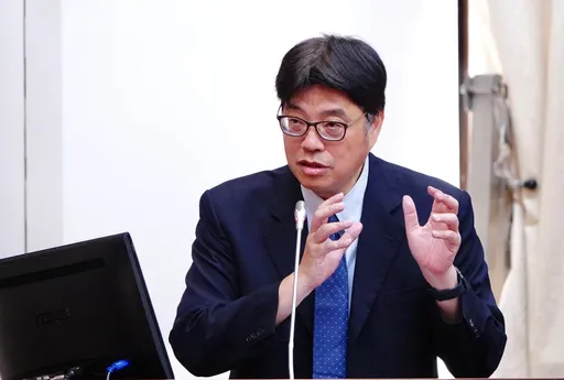 国台办力挺欧阳娜娜称「是家人」!陆委会酸:一家人不该要求政治表态