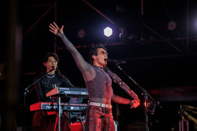 甫入圍金曲2項提名的美秀集團多首夯歌連發，嗨翻現場。台東縣政府提供