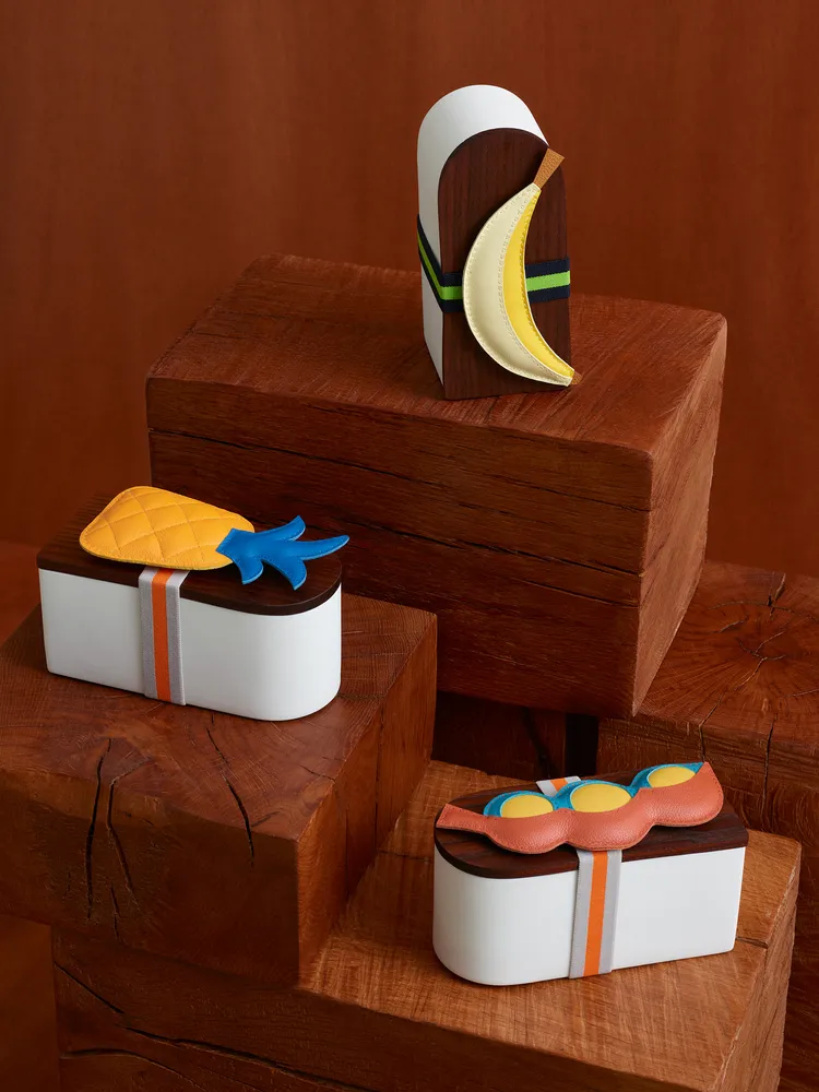 愛馬仕ppetit h豌豆、鳳梨、香蕉置物盒 ，各19萬6400元。品牌提供