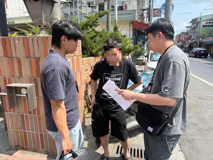 中正二警方南下逮人。警方提供