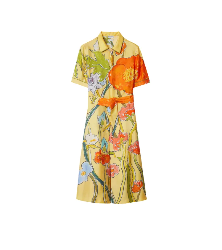 BURBERRY乳酪色印花洋裝，9萬5000元。品牌提供