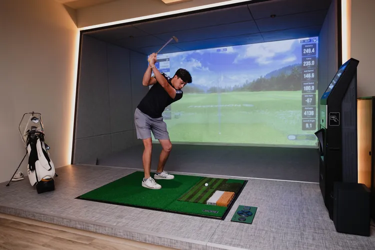 有6座開放式場域與5間隱密包廂。業者提供