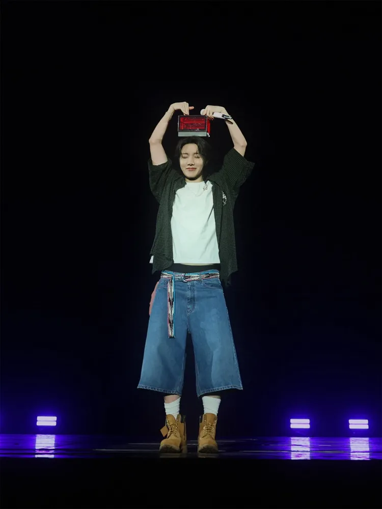 J-HOPE預告「很快就會有好消息」。翻攝J-HOPE IG