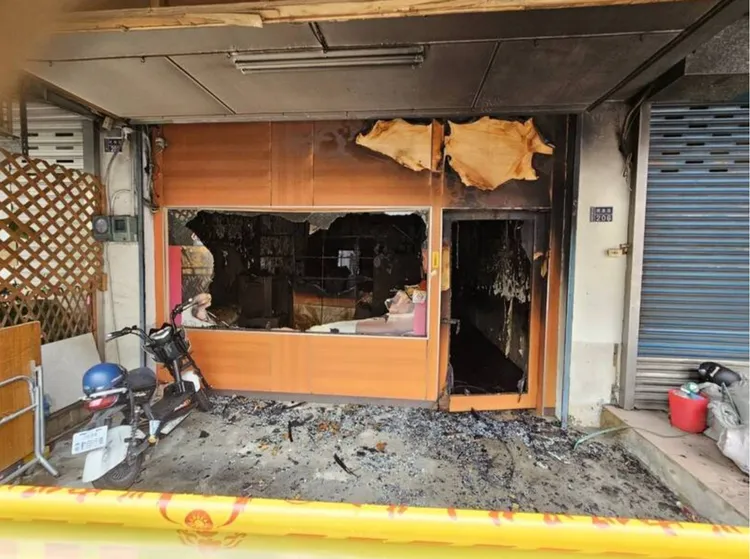 警方封鎖現場調查，後續將依公共危險罪送辦。翻攝照片